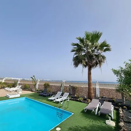 La Casa De Palomitas Corralejo