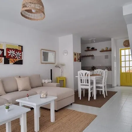 Apartment La Casa De Palomitas