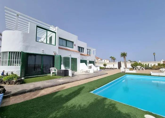 La Casa De Palomitas Апартаменты Коральео