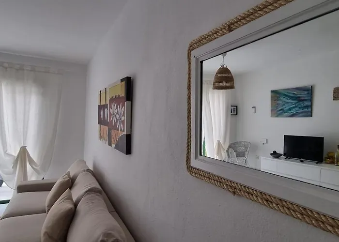 La Casa De Palomitas Коральео